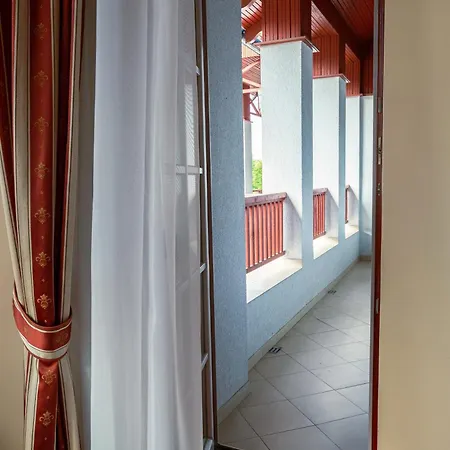 Отель Galia 3*