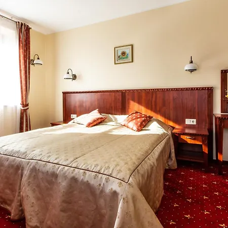 Galia Hotel 3*